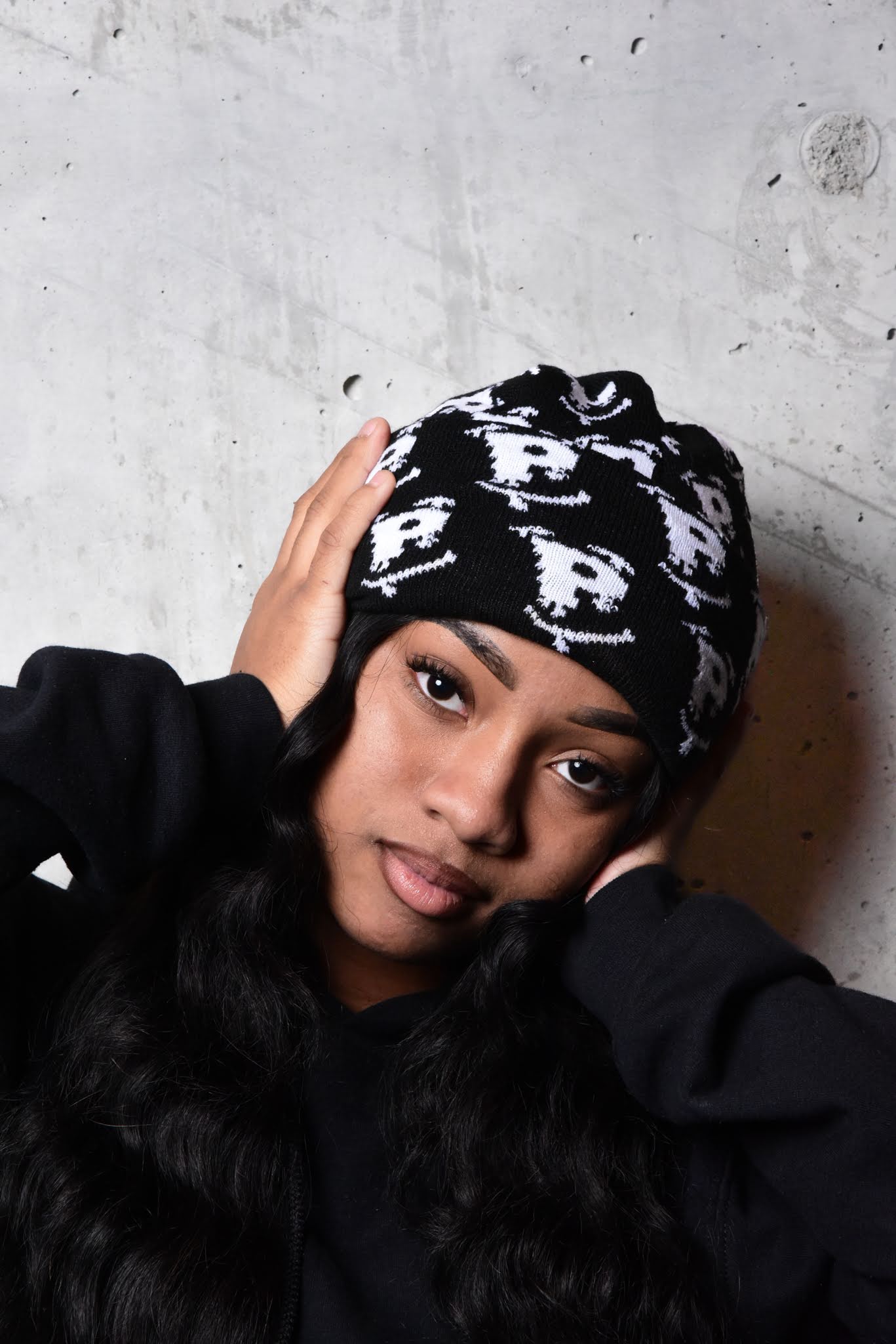 Black Scattered "P"beanie